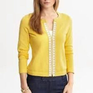 Banana Republic Womens Medium Petite Yellow Beaded Cardigan Career Spring Preppy